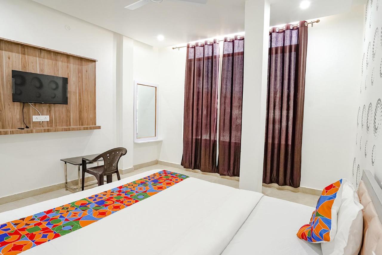 Fabhotel Siddhi Varanasi Exterior photo